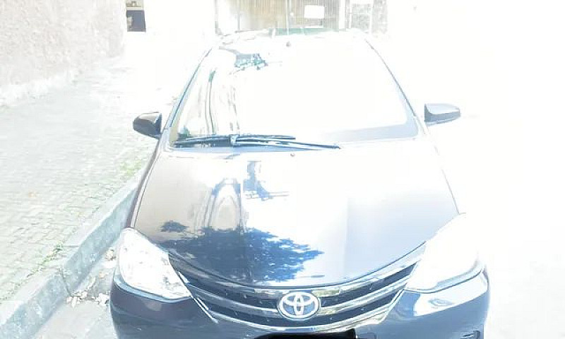 Etios Hach 2015...
