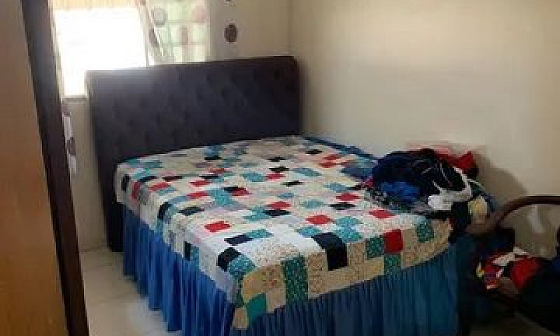 Casa Com 2 Quartos À...