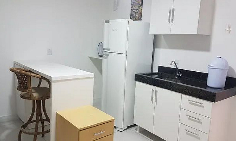 Kitnet Perto Da Univ...