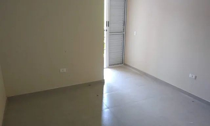 Casa Jd. Egle, 2 Suí...