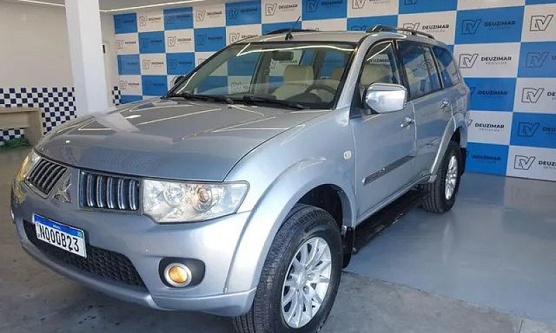 Mitsubishi Pajero Da...