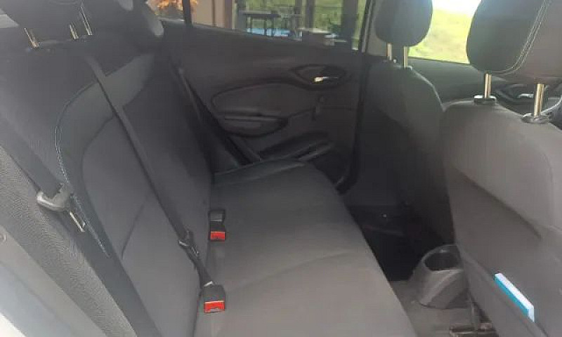 Chevrolet Onix Hatch...