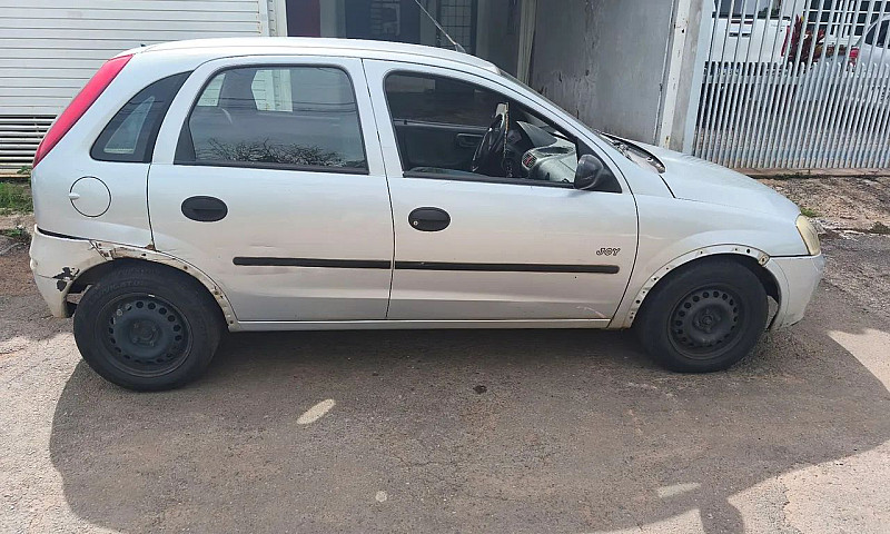 Chevrolet Corsa Hat....