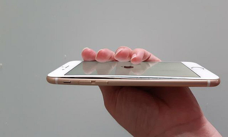 Iphone 6 64Gb R$600...
