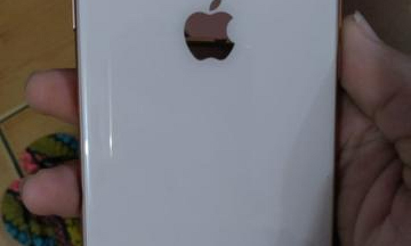 Iphone 8...