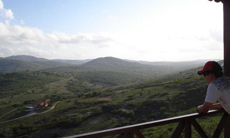 Condomínio Colinas D...