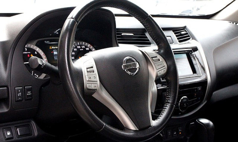 Nissan Frontier 2.3 ...