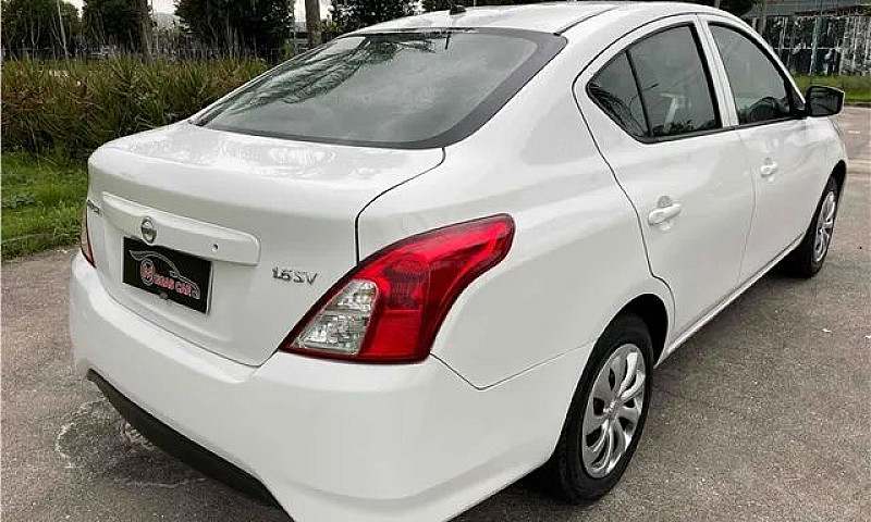 Nissan Versa 2016 1....