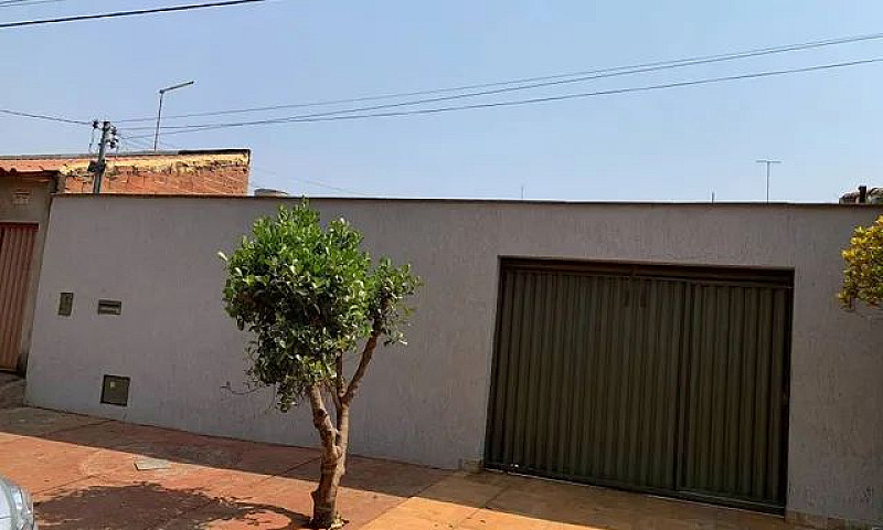 Casa Com 2 Quartos À...