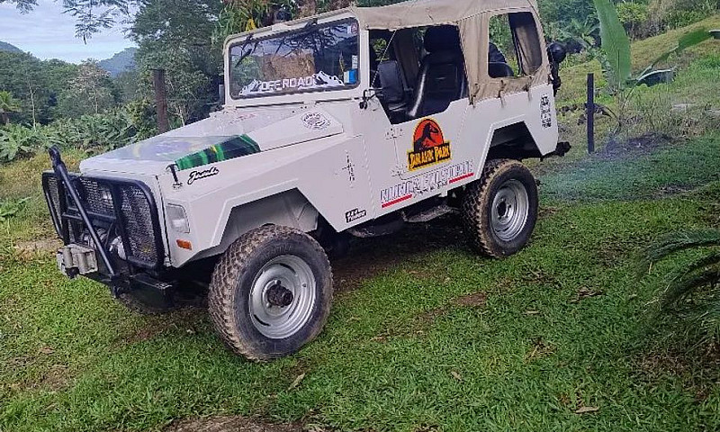 Jeep Javali Cbt...
