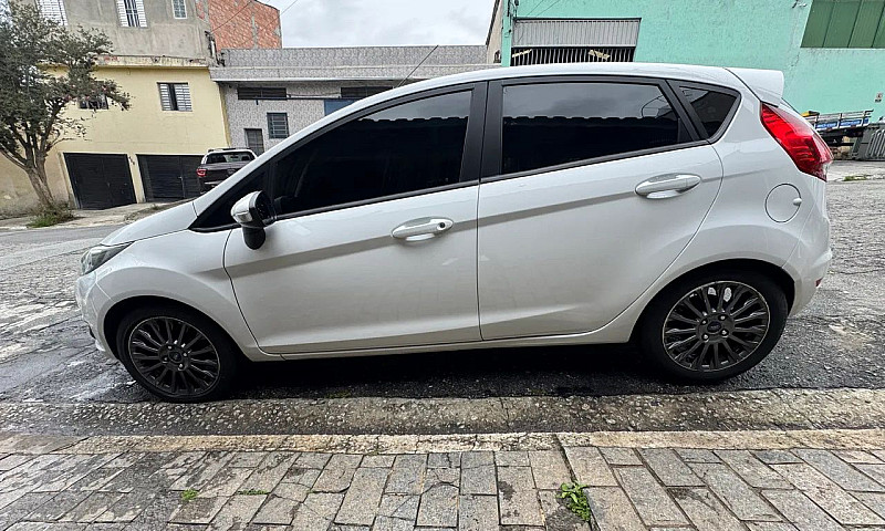 Ford Fiesta Sel 1.6 ...