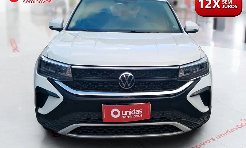 Volkswagen Taos 2023...