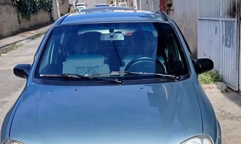 Chevrolet Corsa Sed....