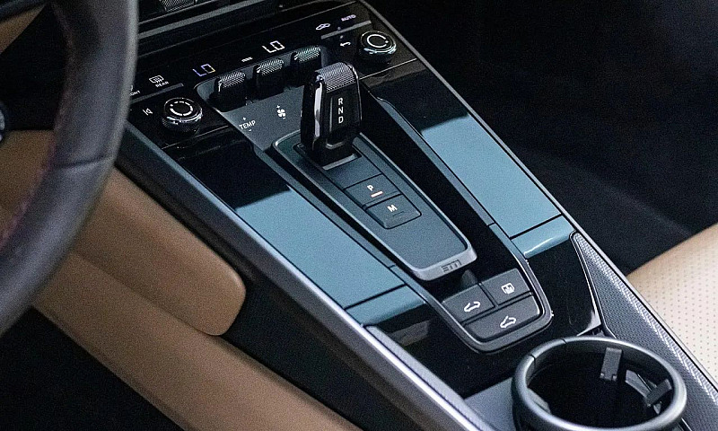 Porsche 911 Carrera ...