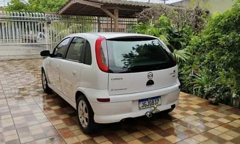 Chevrolet Corsa Hatc...