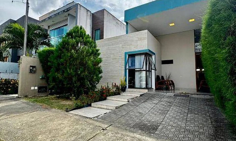 Casa Com 3 Dormitóri...
