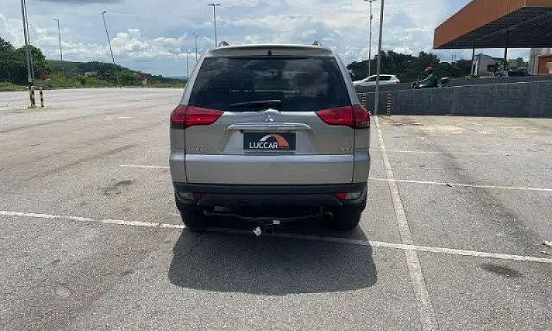Mitsubishi Pajero Hp...