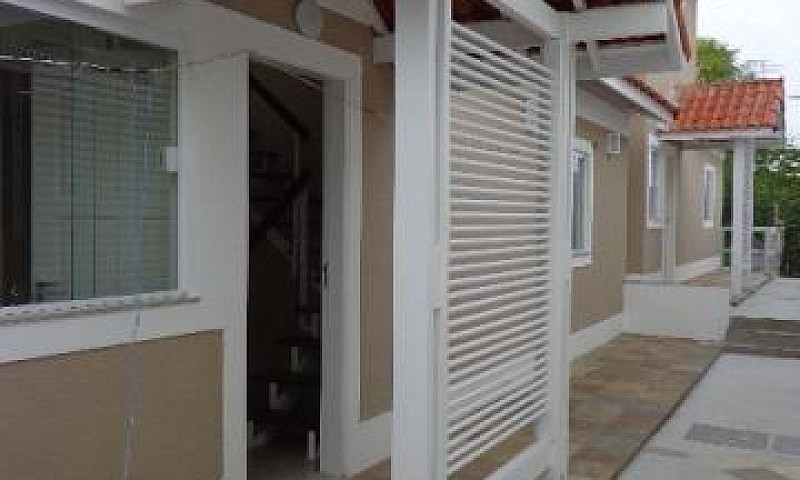 Casa Duplex Em Condo...