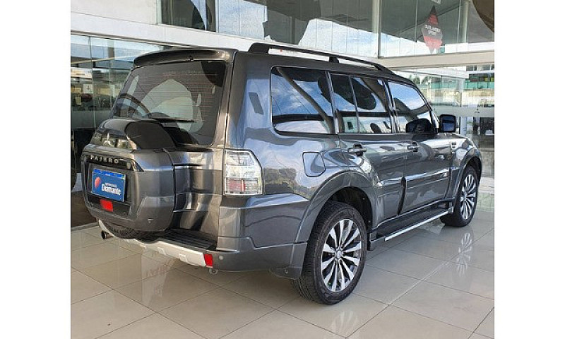 Pajero Hpe 2019 4X4 ...