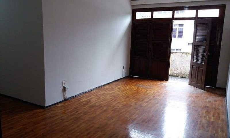 8 Casa Com Piso De M...