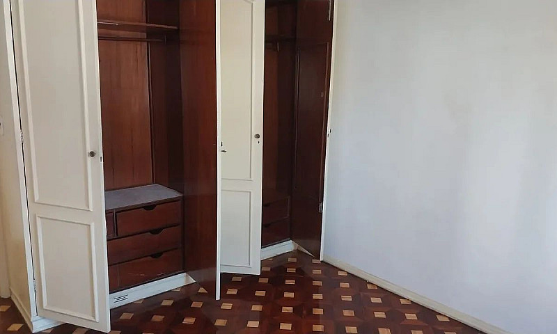 Alugo Um Apartamento...
