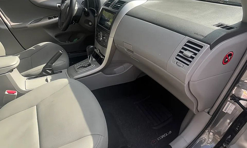 Toyota Corolla Xei 1...