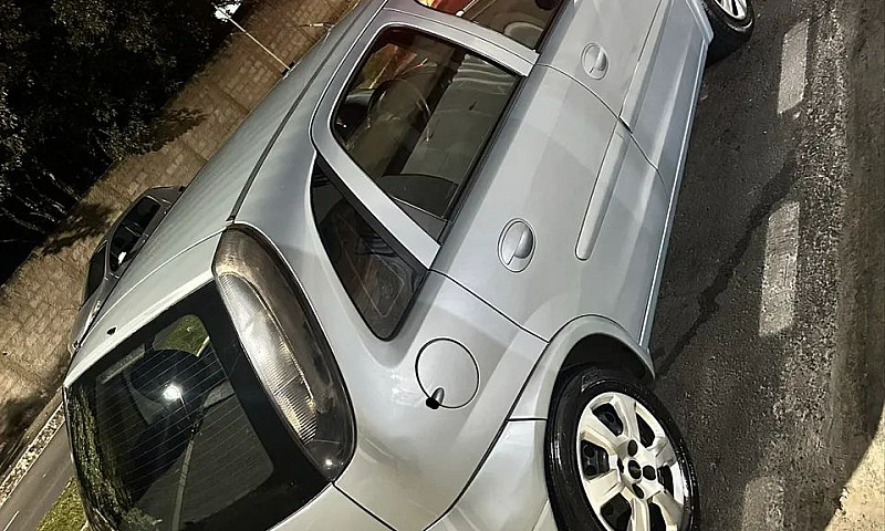 Chevrolet Corsa Hat....
