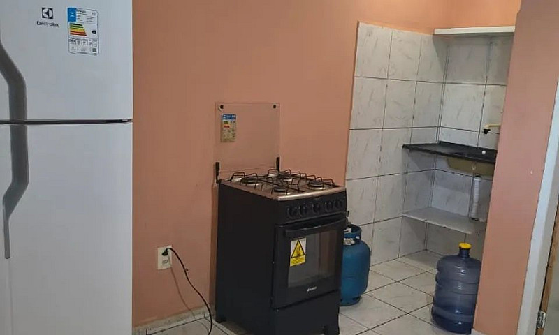 Ótimo Kitinete Com M...
