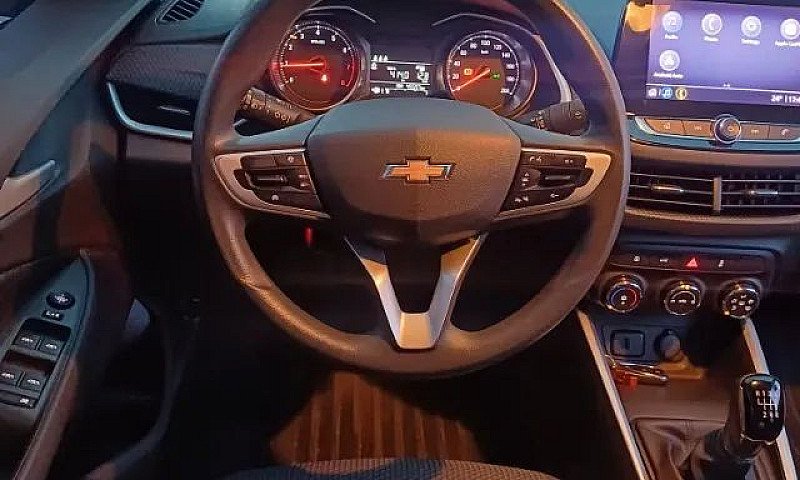 Chevrolet Onix Plus ...