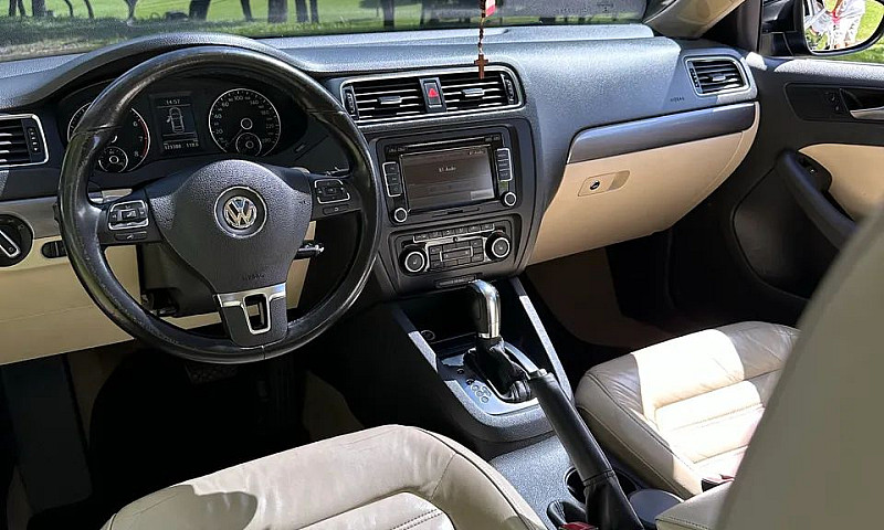 Volkswagen Jetta Hig...