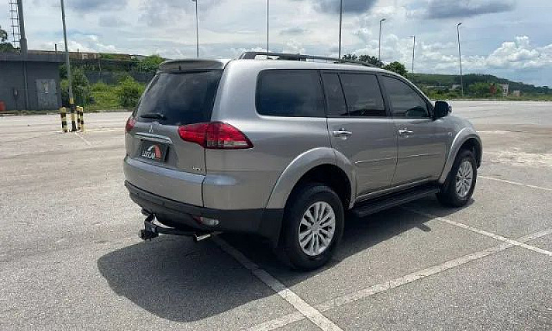 Mitsubishi Pajero Hp...