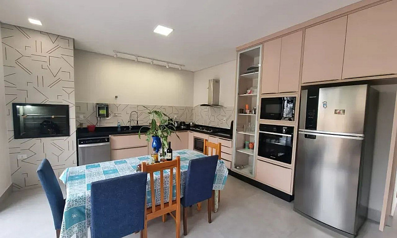 Casa À Venda No Resi...