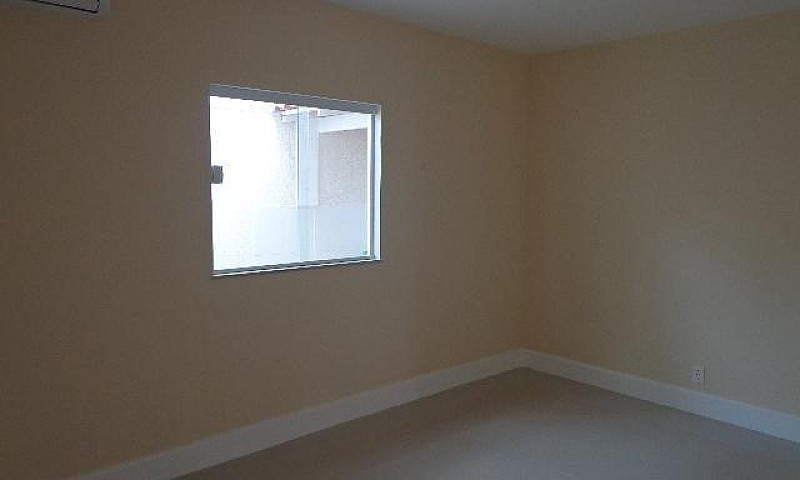 Casa Duplex Em Condo...