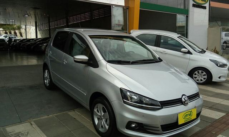 Volkswagen Fox 1.6 M...