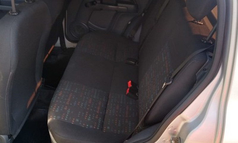 Fiat Uno Evo 2015 R$...