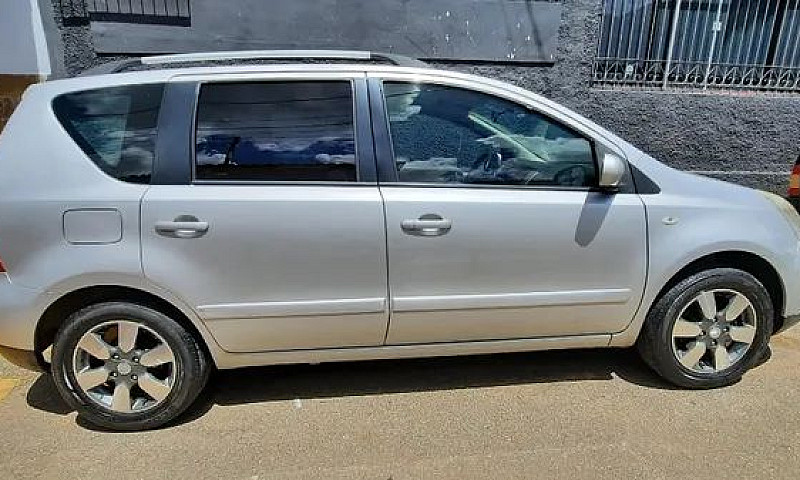 Nissan Livina, Autom...