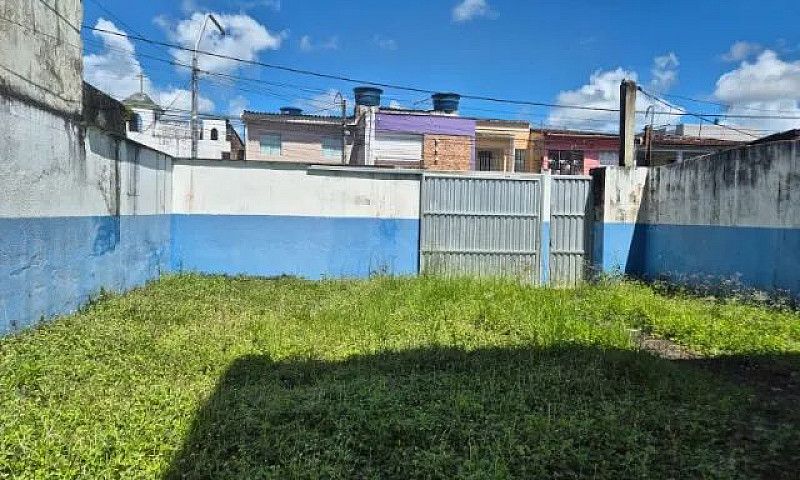 Vendo Casa Comercial...