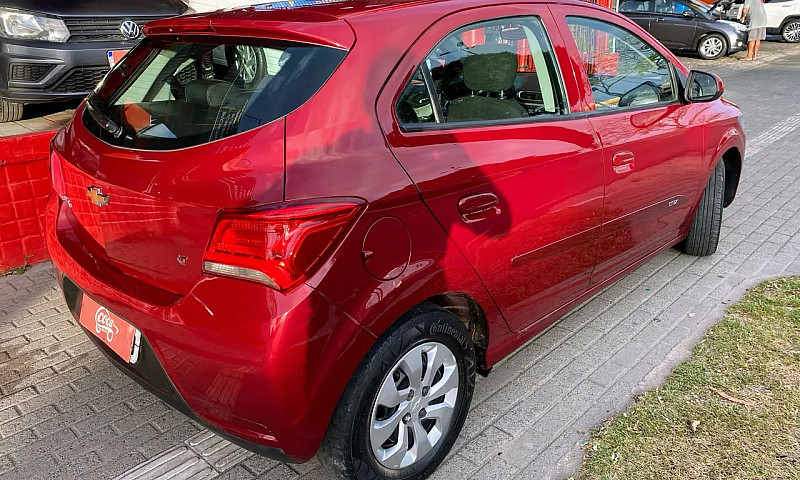 Chevrolet Onix Hatch...