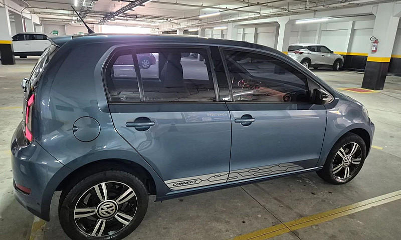 Volkswagen Up! Move ...