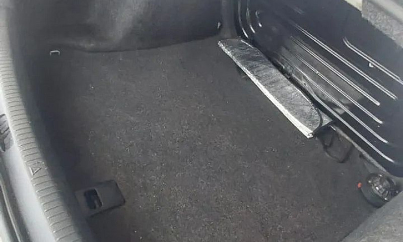 Volkswagen Polo Seda...