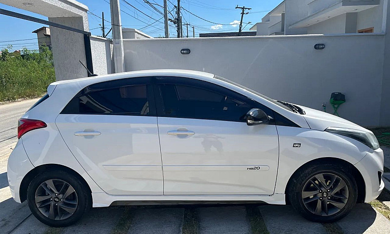 Hyundai Hb20 Spicy 1...