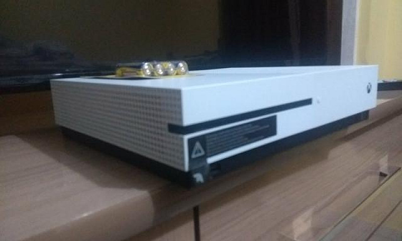 Xbox One S...
