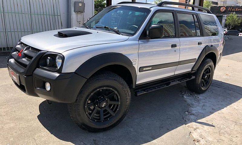 Pajero Sport 2010...