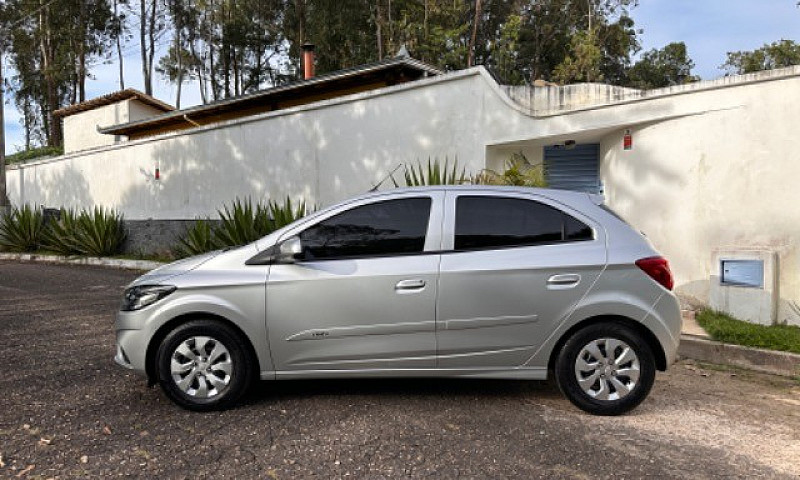 Onix 1.0 Lt / 2019 -...