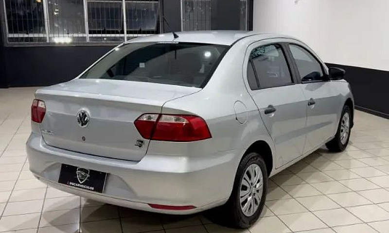 Volkswagen Voyage 1....