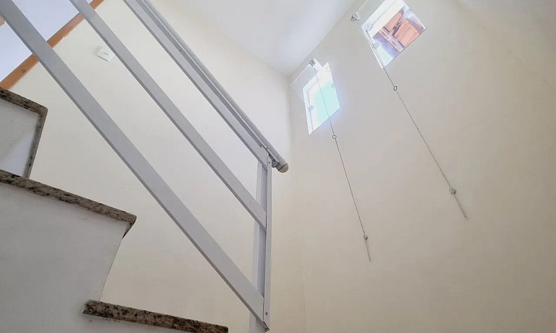 Alugo Excelente Casa...