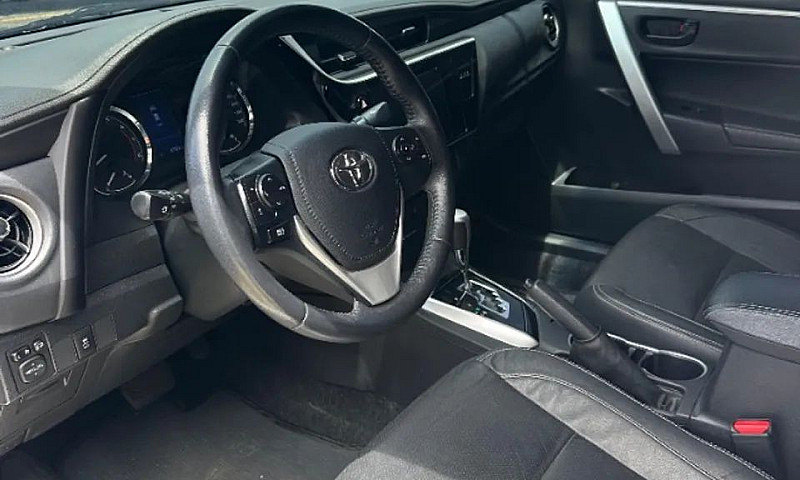 Toyota Corolla Xei 2...