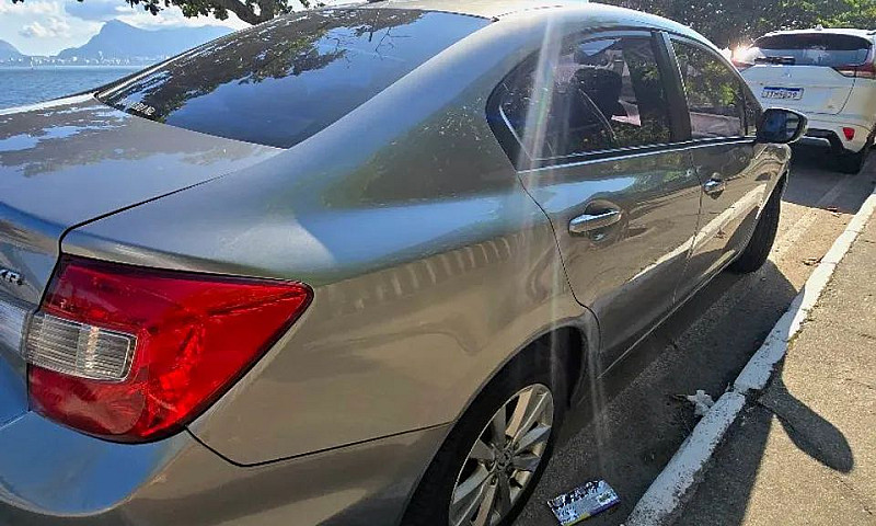 Honda Civic Sedan Lx...