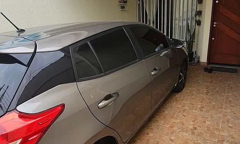Toyota Yaris Xs 1.5 ...