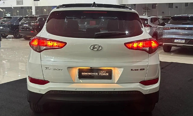 Hyundai Tucson Gls 1...